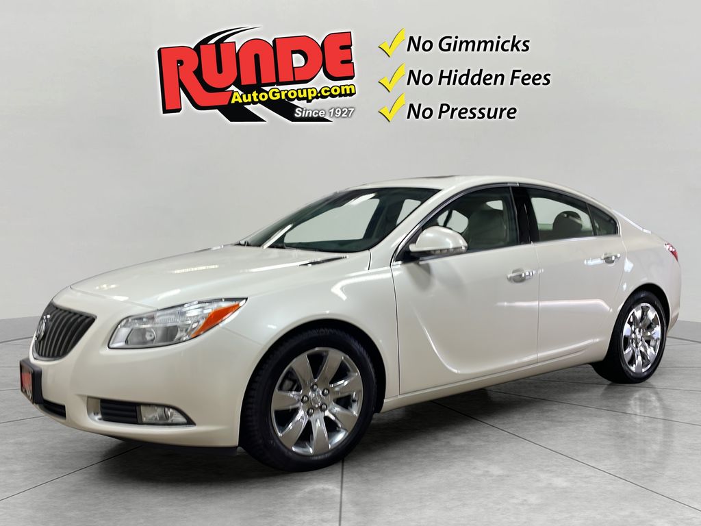 White Diamond Tricoat 2013 Buick Regal Sedan 6-Speed Automatic