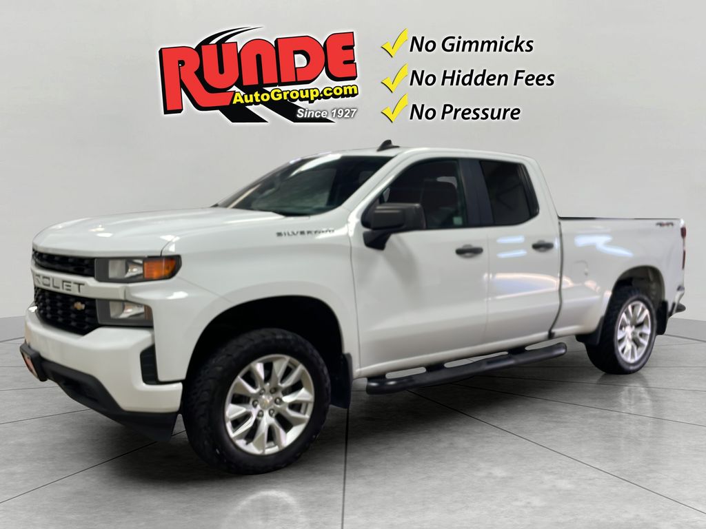 Summit White 2021 Chevrolet Silverado 1500 Pickup Truck Four-Wheel Drive 6-Speed Automatic