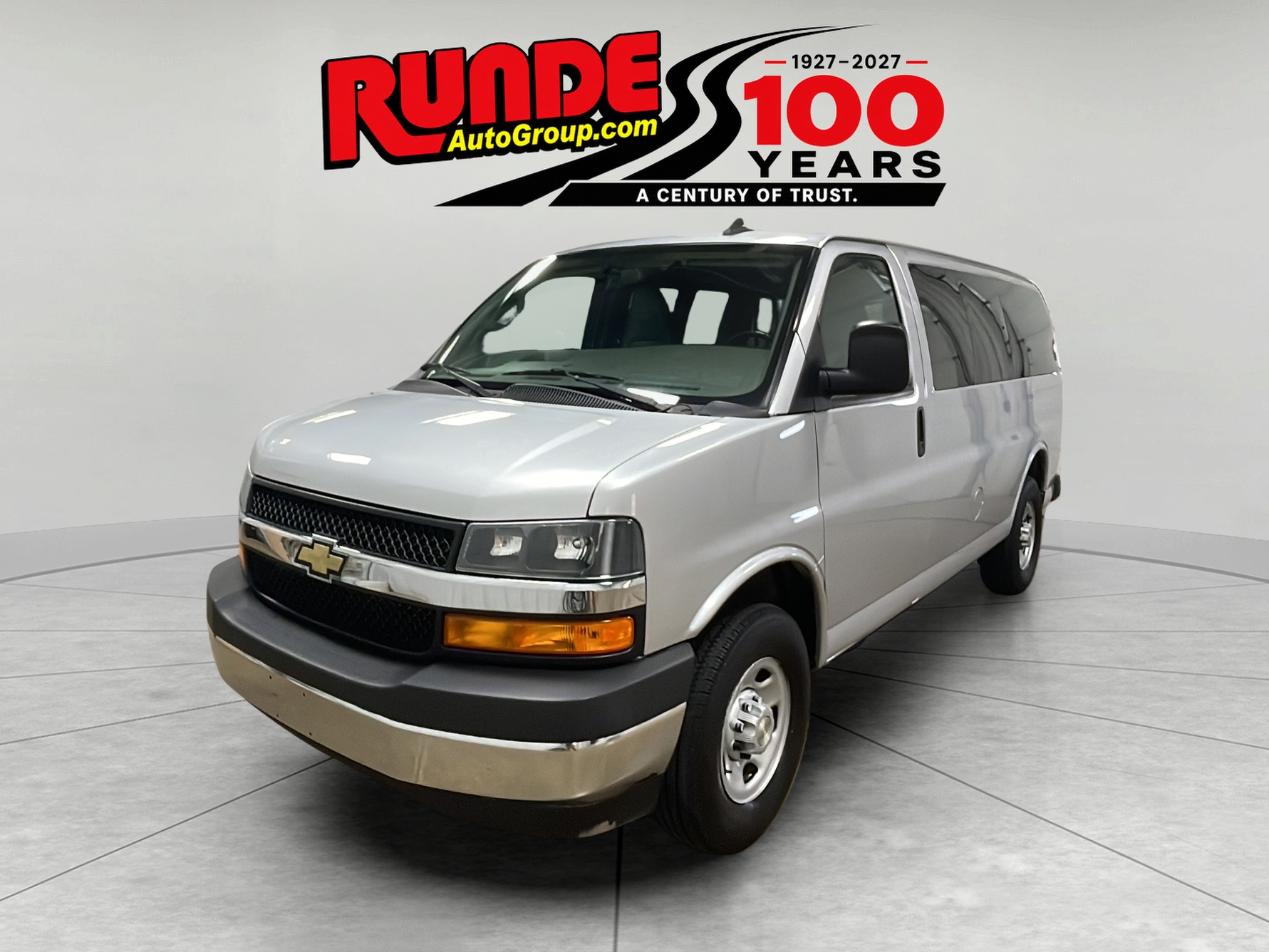 2023 Chevrolet Express 2500 LS RWD