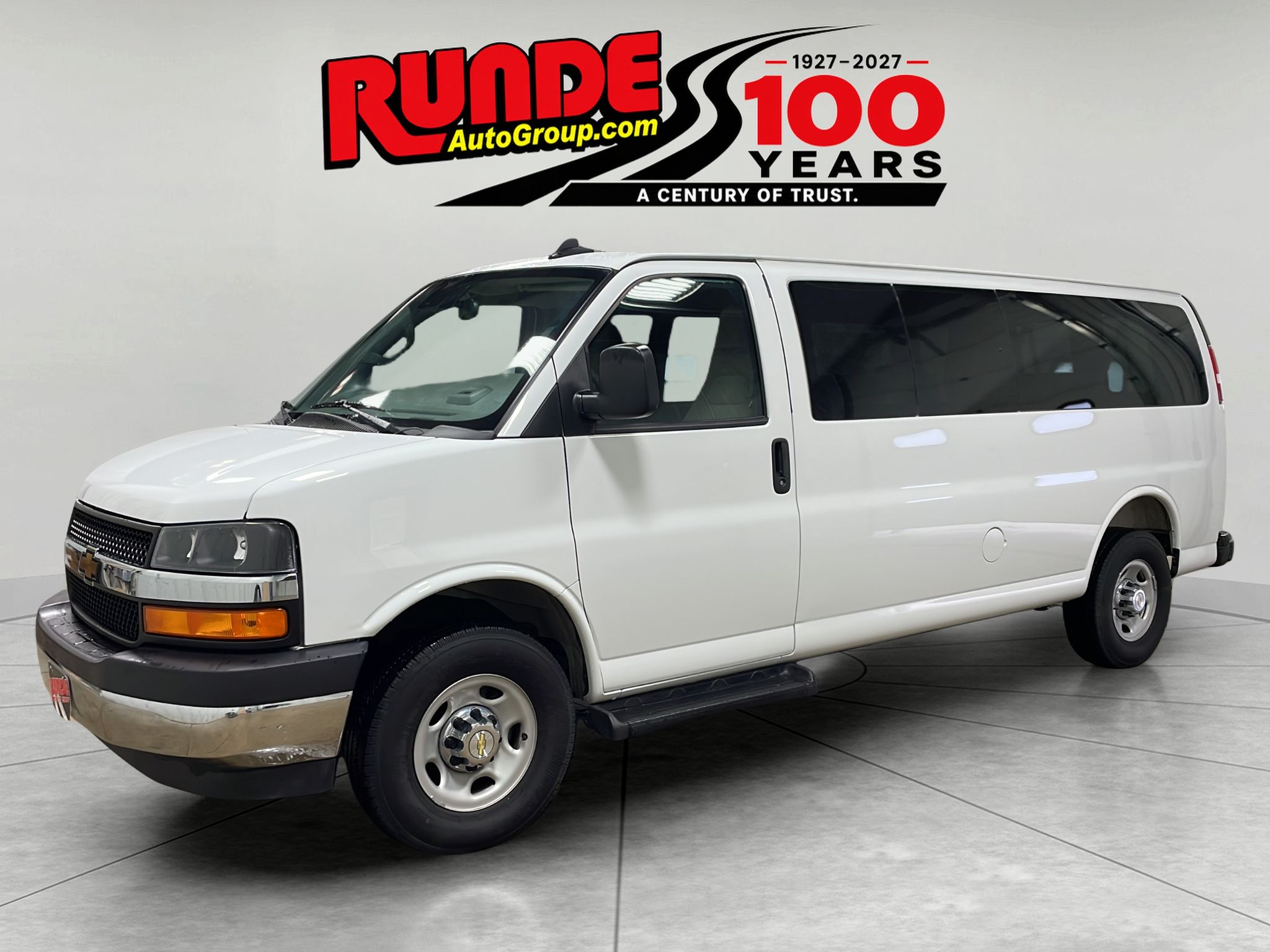 2025 Chevrolet Express 3500 LT Extended RWD