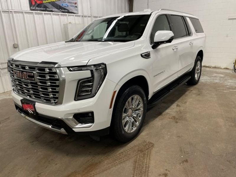 2025 GMC Yukon XL Denali 4WD