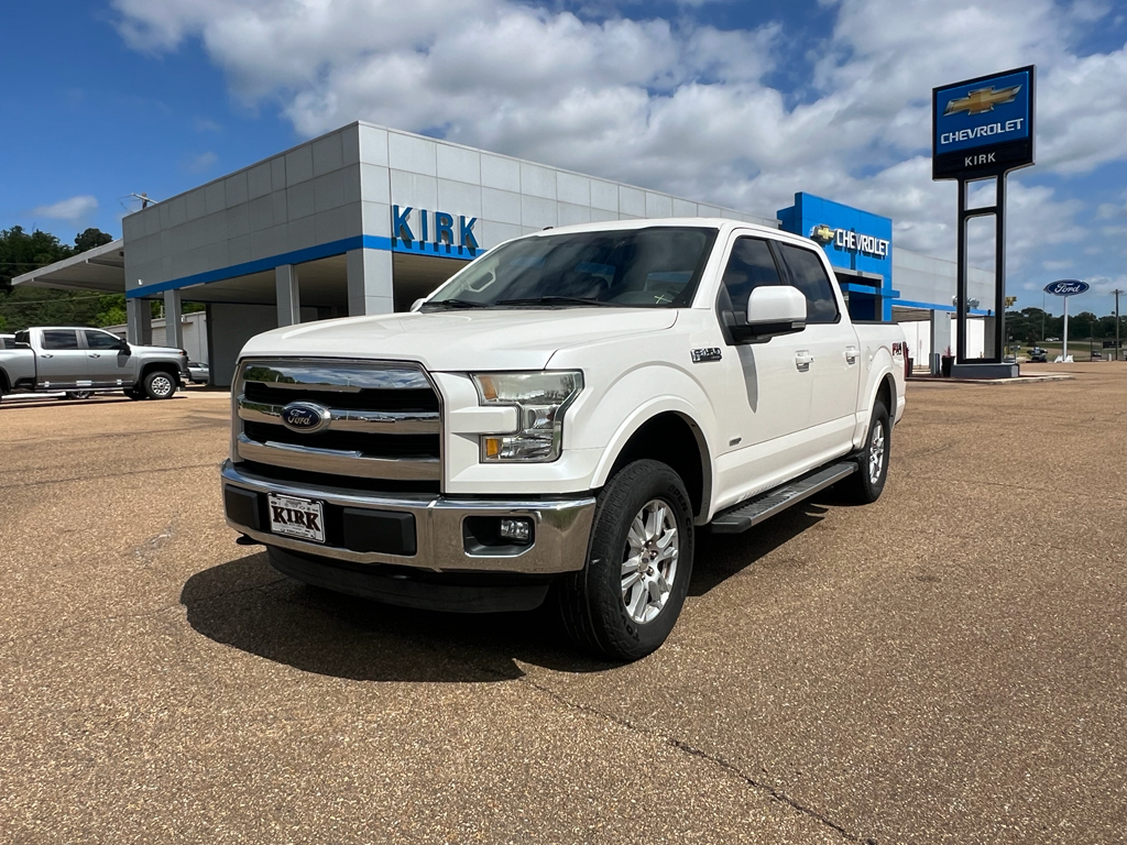 White Platinum Metallic Tri-Coat 2015 Ford F-150 Lariat SuperCrew 4WD Pickup Truck Four-Wheel Drive 6-Speed Automatic