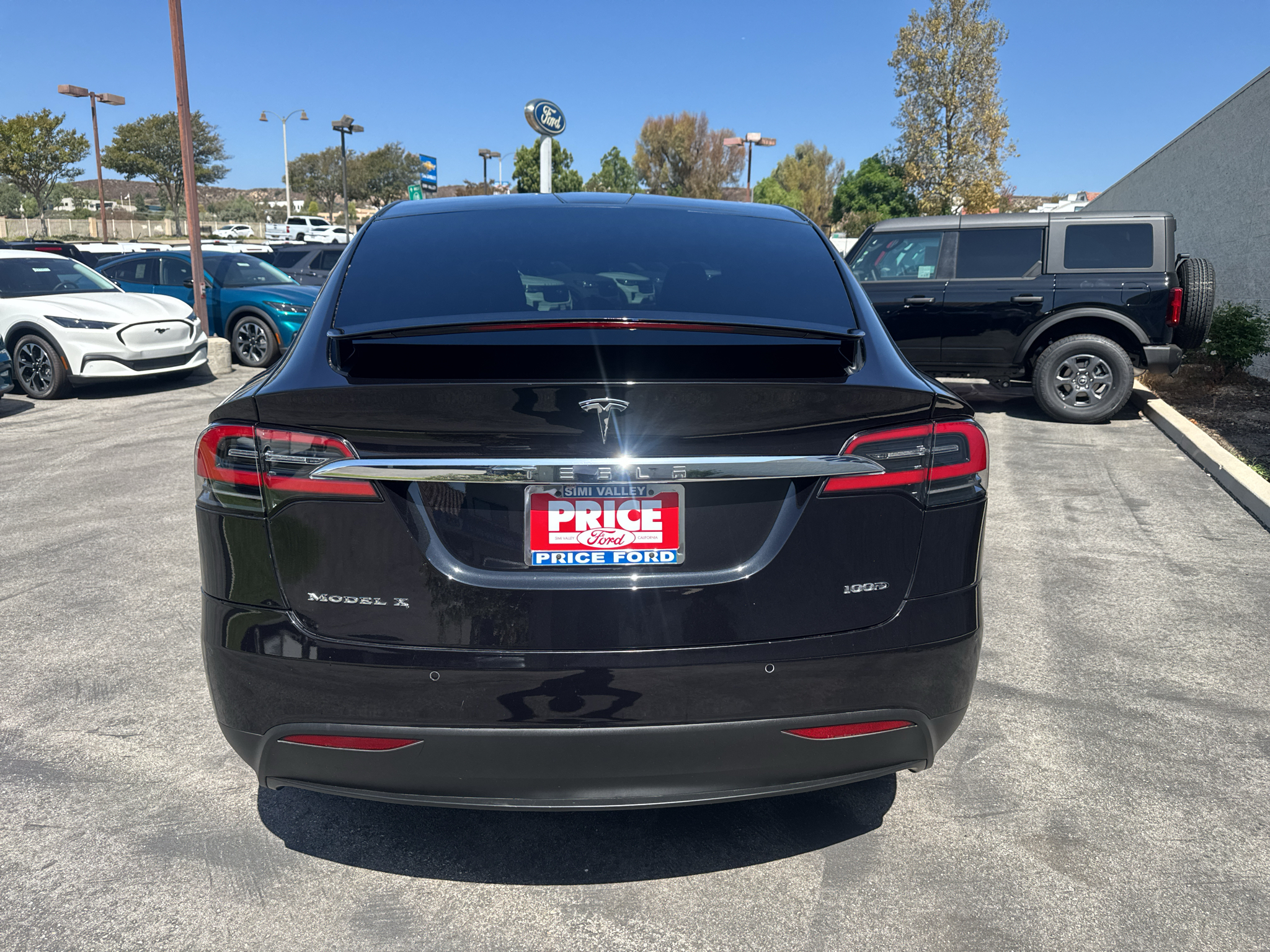 Used 2018 Tesla Model X 75D with VIN 5YJXCDE22JF109425 for sale in San Juan Capistrano, CA