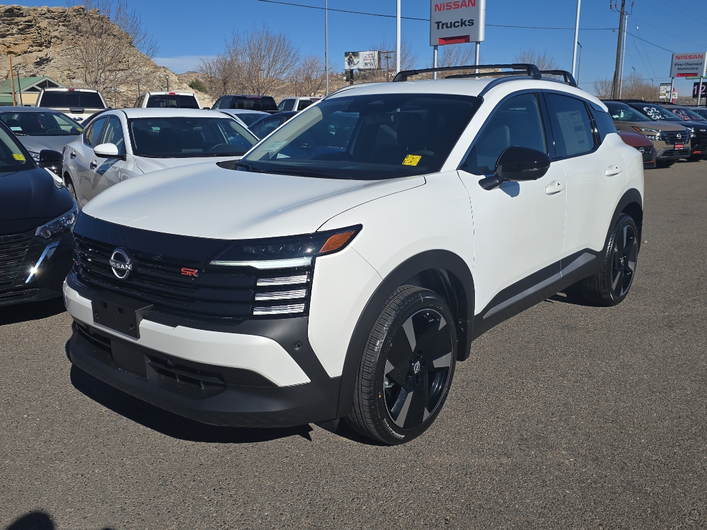 2026 Nissan Kicks SR AWD