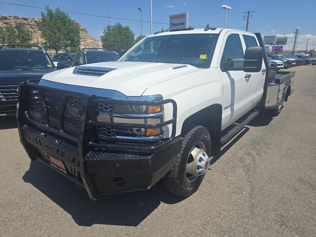 2019 Chevrolet Silverado 3500HD Chassis Work Truck Crew Cab 4WD