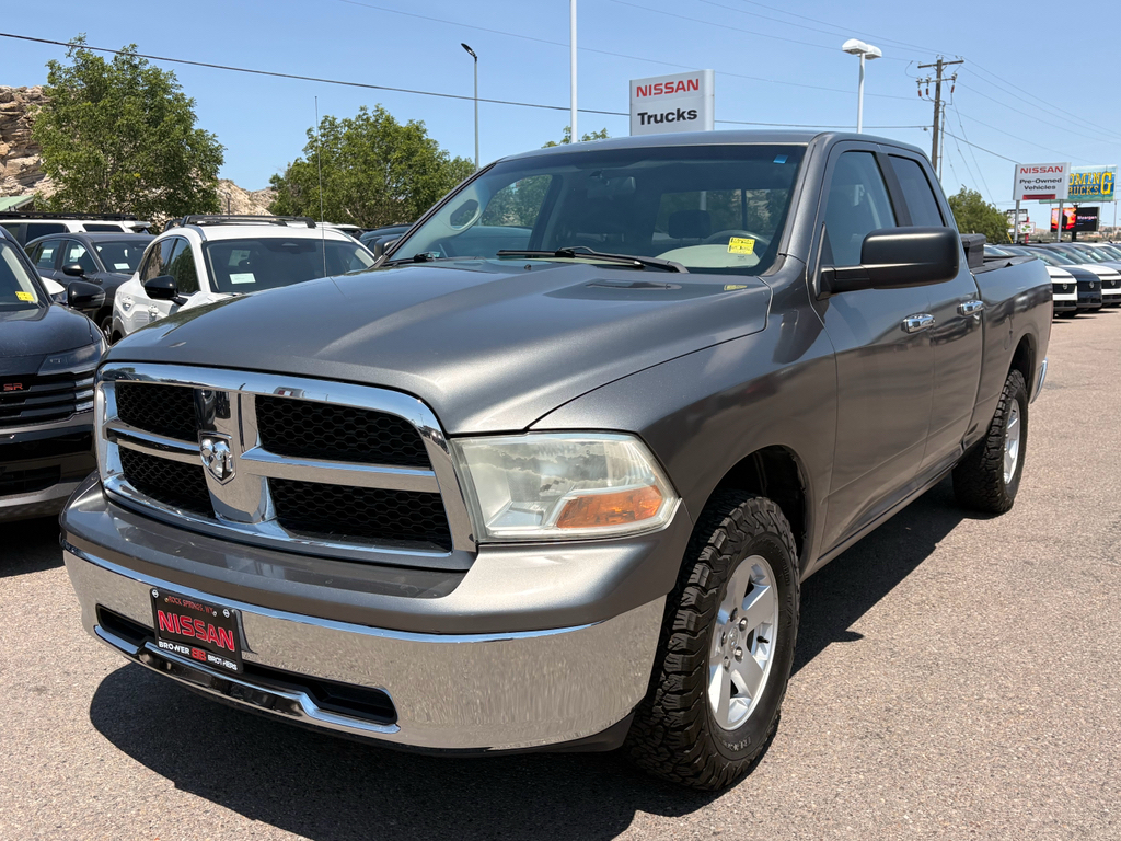 Mineral Gray Metallic Clearcoat 2010 Dodge RAM 1500 Pickup Truck Four-Wheel Drive 5-Speed Automatic