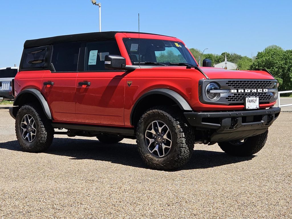 Race Red 2024 Ford Bronco Badlands 4-Door 4WD SUV / Crossover Four-Wheel Drive Automatic