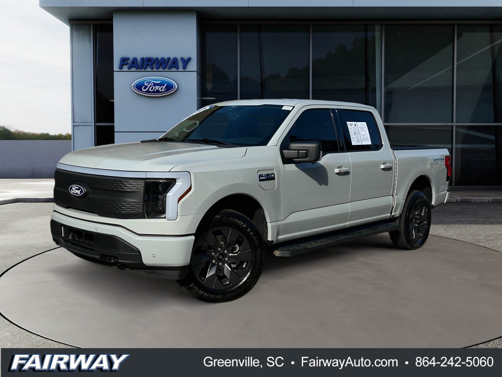 2024 Ford F-150 Lightning Flash SuperCrew AWD