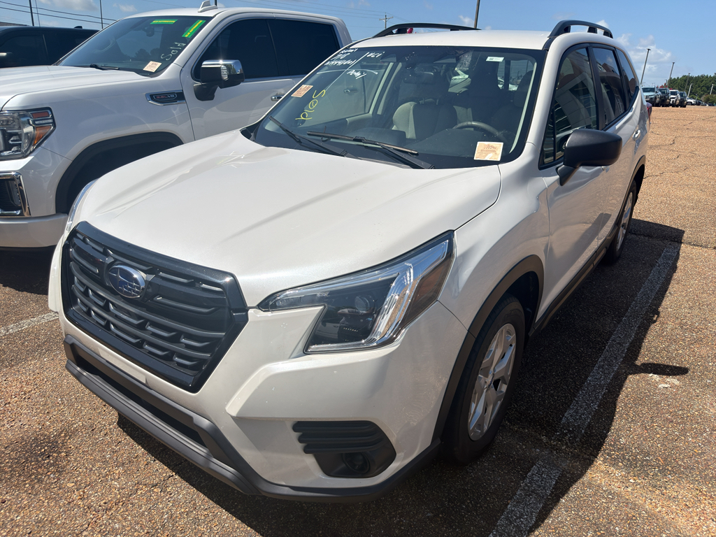 Crystal White Pearl 2022 Subaru Forester SUV / Crossover All-Wheel Drive Continuously Variable Transmission
