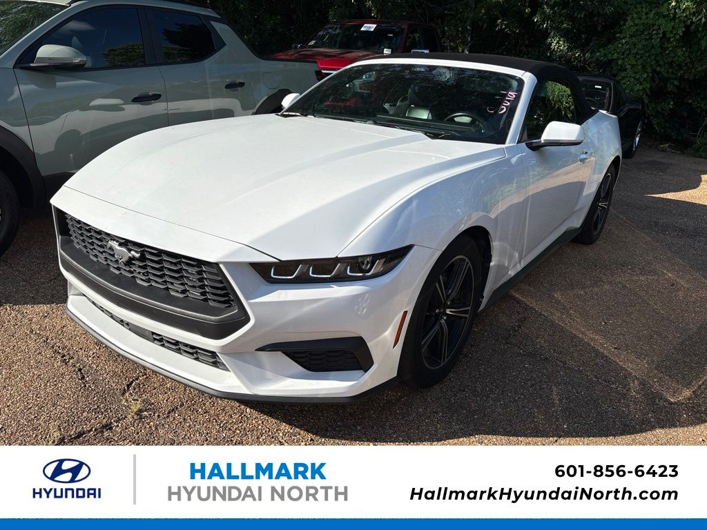 Oxford White 2025 Ford Mustang Convertible Rear-Wheel Drive Automatic