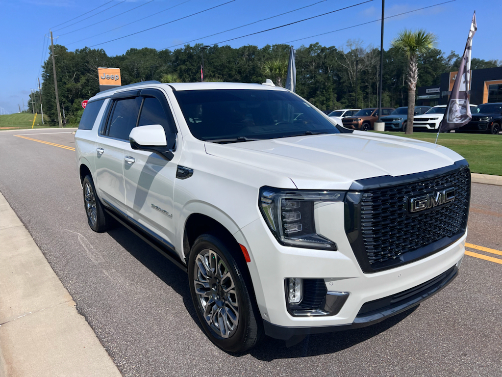 2023 GMC Yukon XL Denali Ultimate 4WD