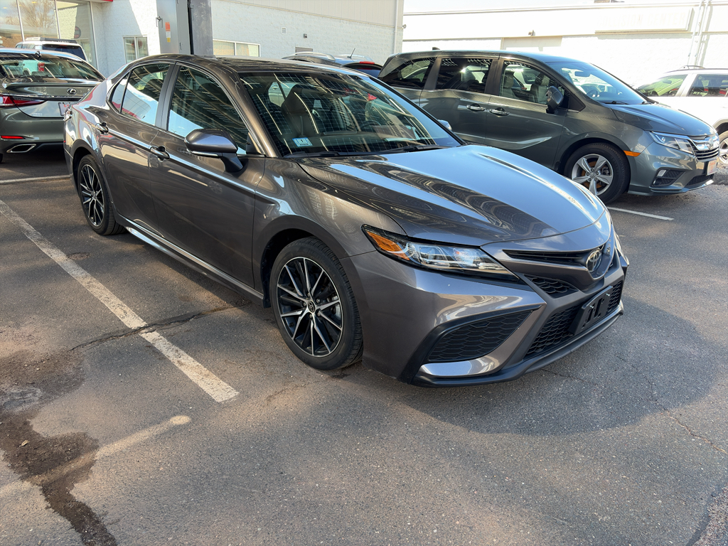 2023 Toyota Camry SE AWD