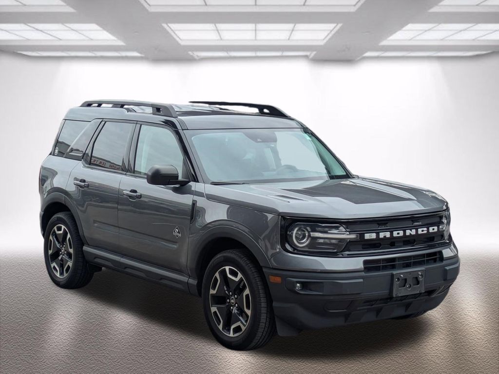 Carbonized Gray Metallic 2022 Ford Bronco Sport Outer Banks AWD SUV / Crossover All-Wheel Drive 8-Speed Automatic