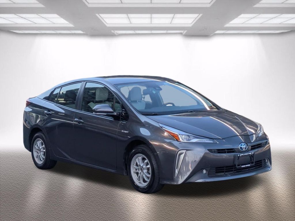 2019 Toyota Prius XLE AWD-e