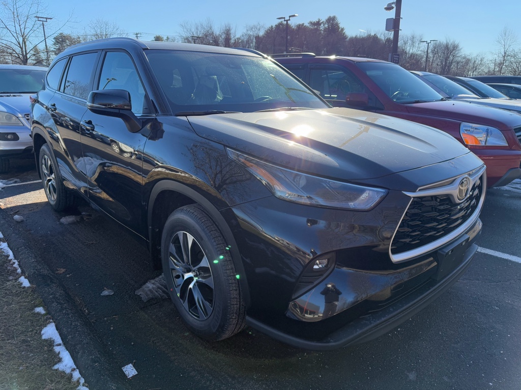 2026 Toyota Highlander XLE AWD