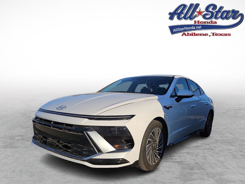 Serenity White 2025 Hyundai Sonata Hybrid SEL FWD Sedan Front-Wheel Drive 6-Speed Automatic