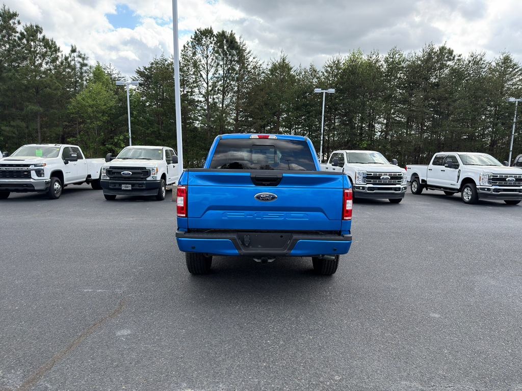 View vehicle photo 4