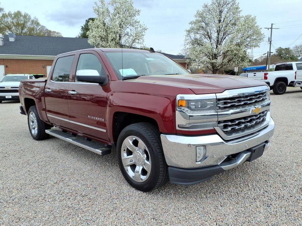 2016 Chevrolet Silverado 1500 LTZ Crew Cab 4WD