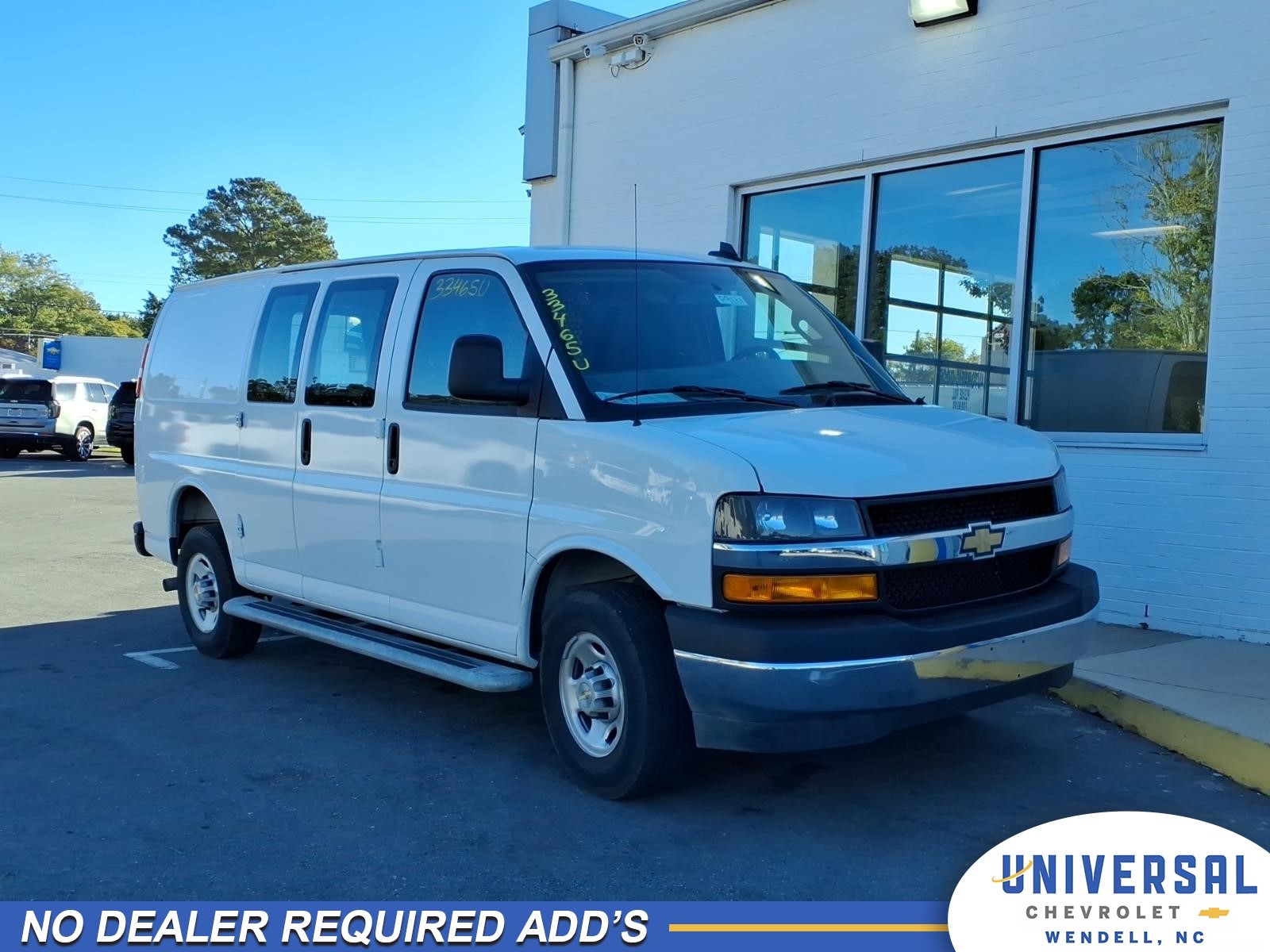 2025 Chevrolet Express Cargo 2500 RWD