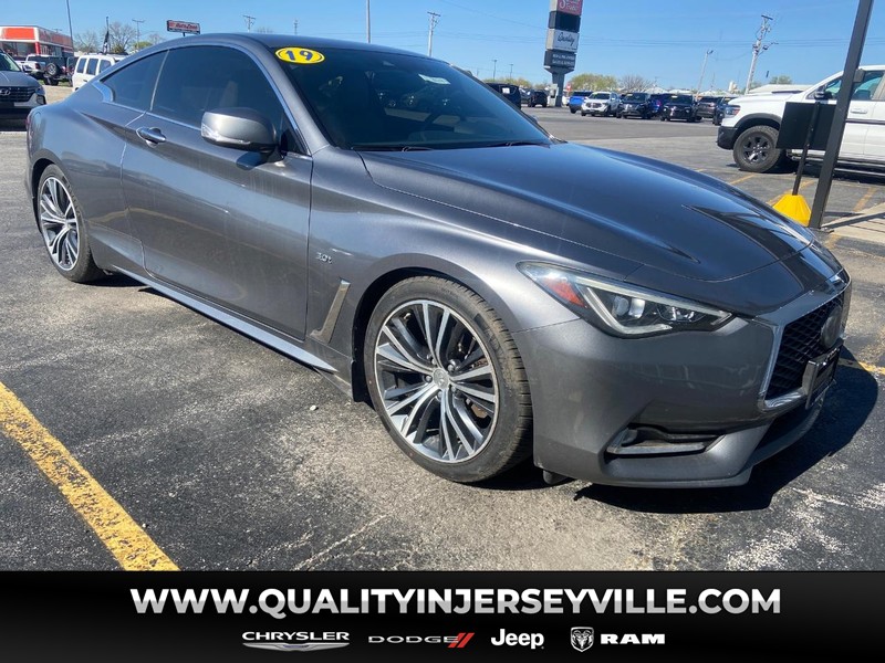 Gray (Graphite Shadow) 2019 INFINITI Q60 3.0t Luxe Coupe RWD Coupe Rear-Wheel Drive 7-Speed Automatic