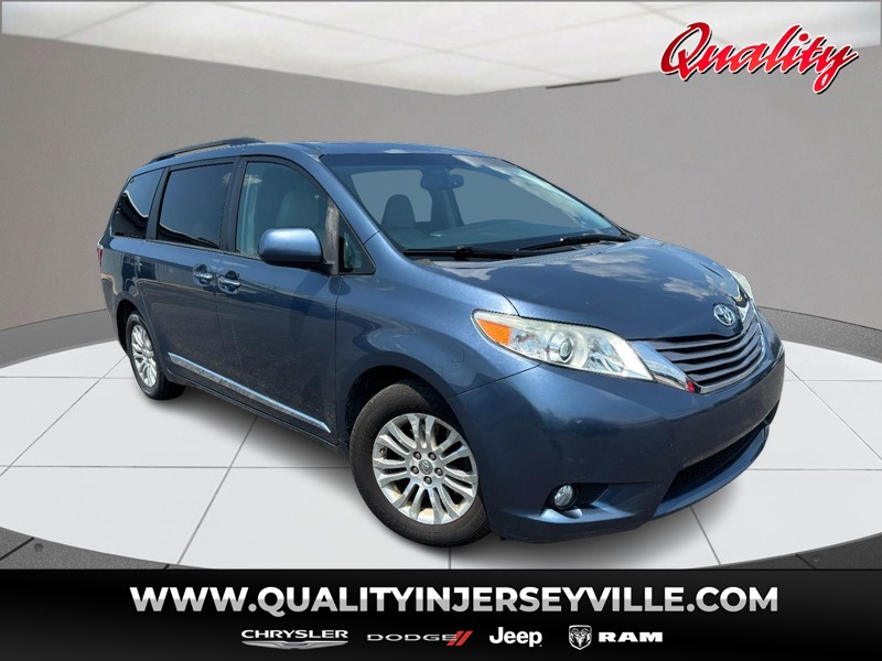 Shoreline Blue Pearl 2017 Toyota Sienna Minivan Front-Wheel Drive 8-Speed Automatic
