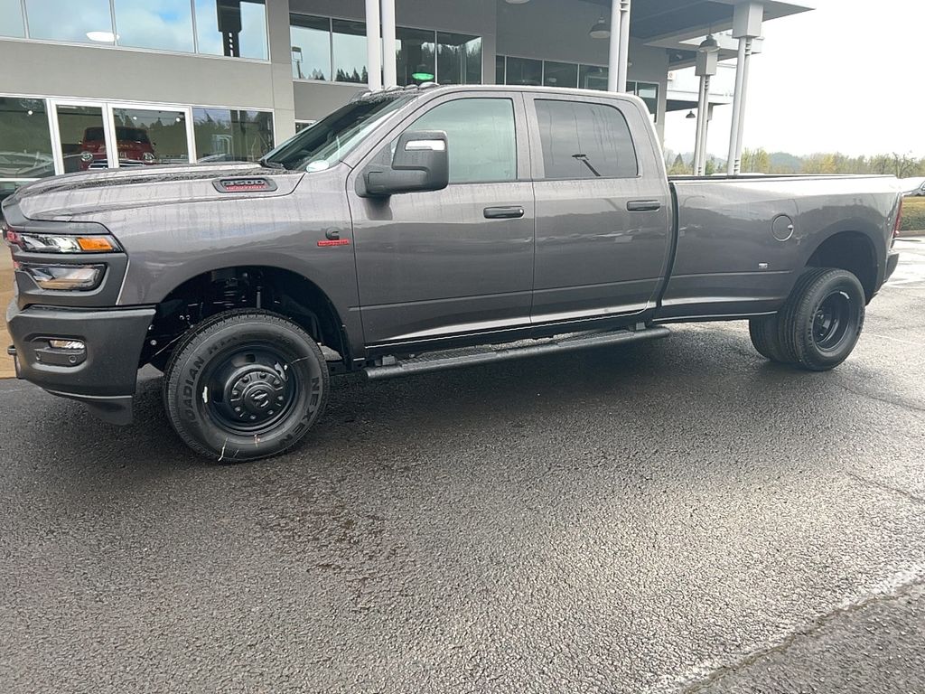 2026 RAM 3500 Tradesman Crew Cab LB DRW 4WD