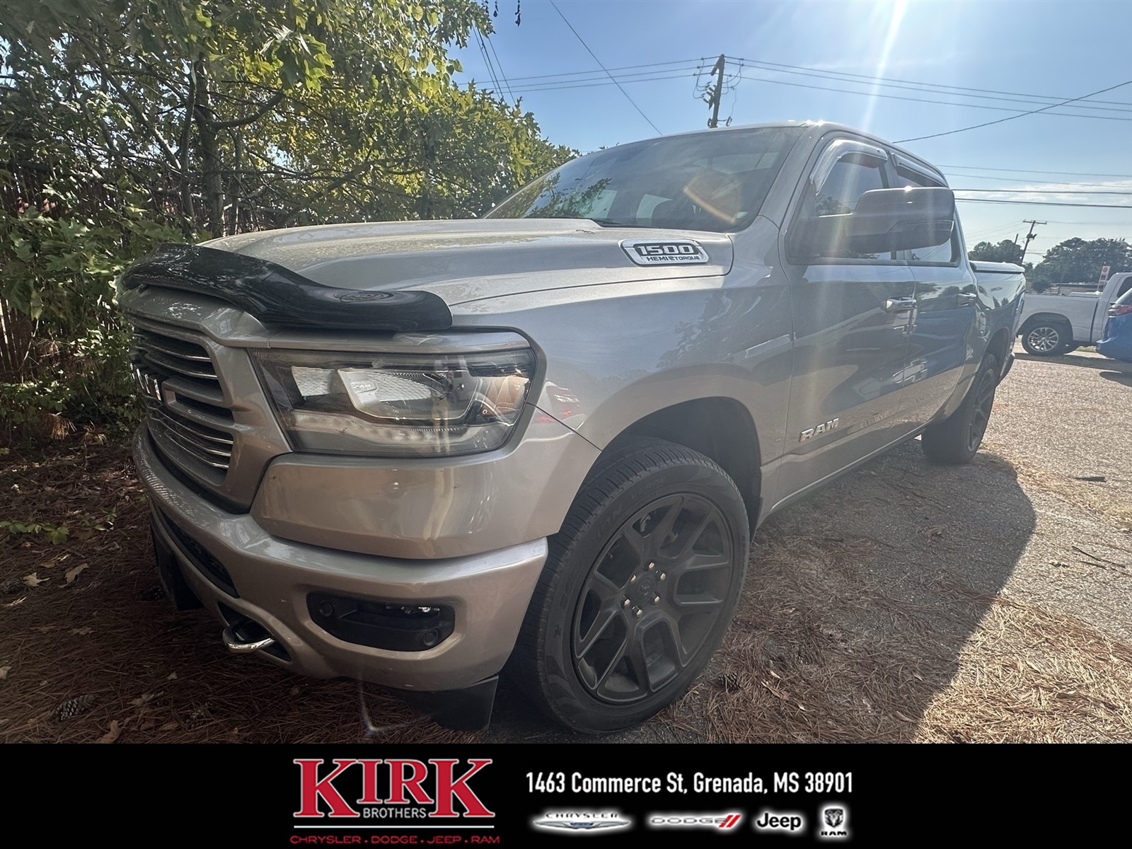 2024 RAM 1500 Laramie Crew Cab 4WD