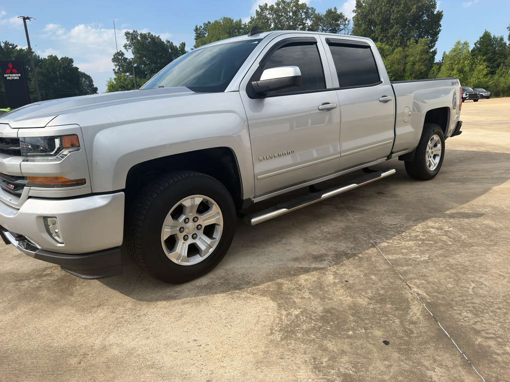 2017 Chevrolet Silverado 1500 LT Crew Cab 4WD