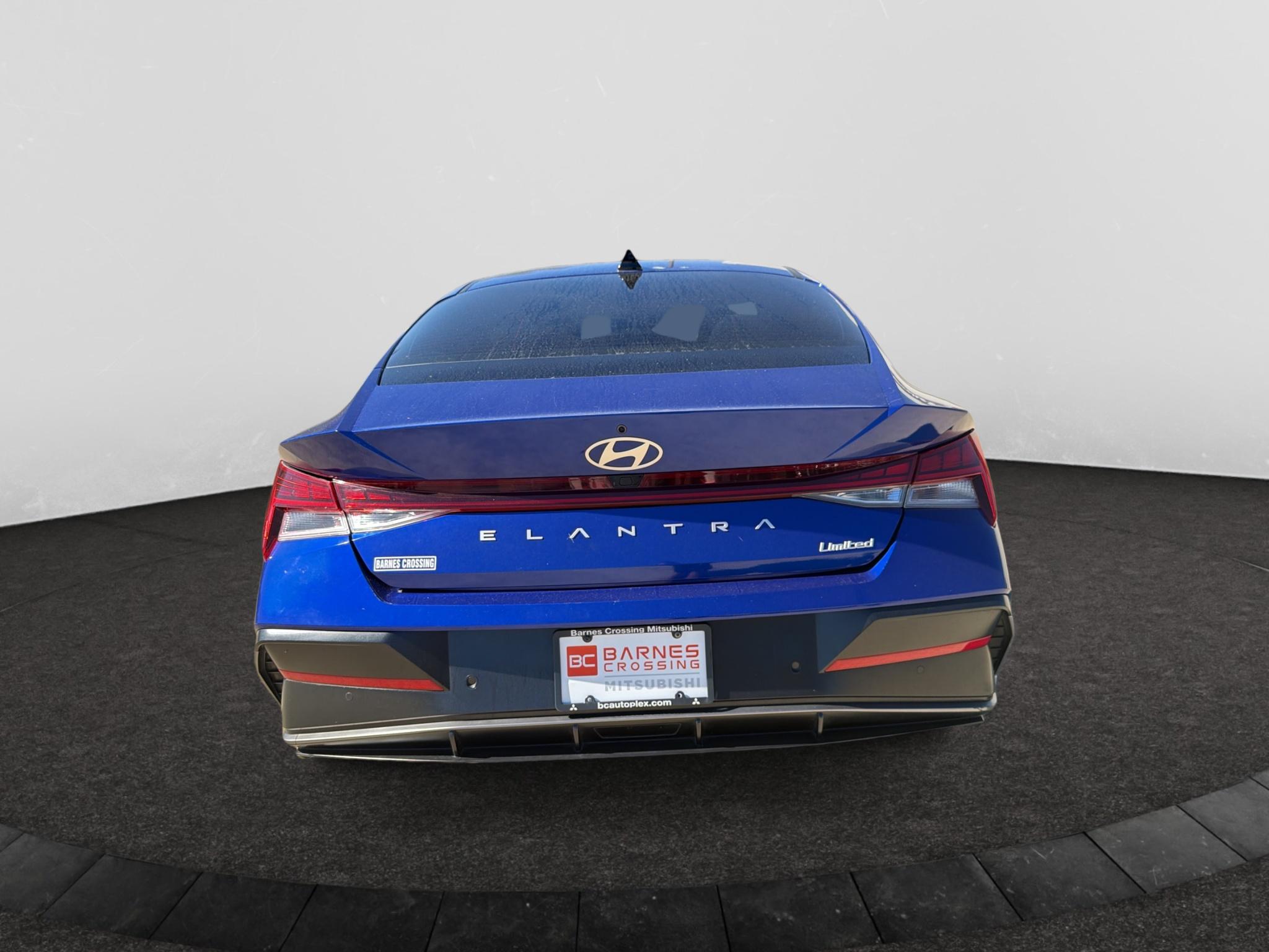 2024 Hyundai Elantra Limited FWD