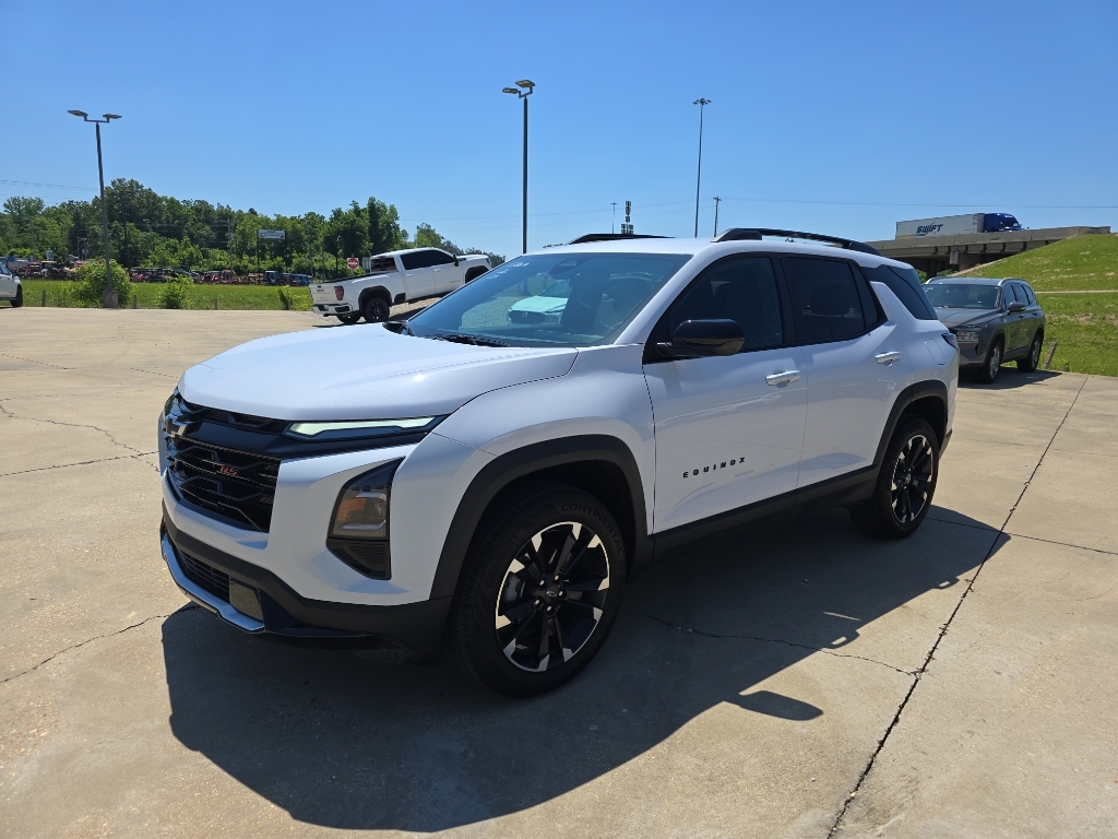 Polar White Tricoat 2026 Chevrolet Equinox RS FWD SUV / Crossover Front-Wheel Drive