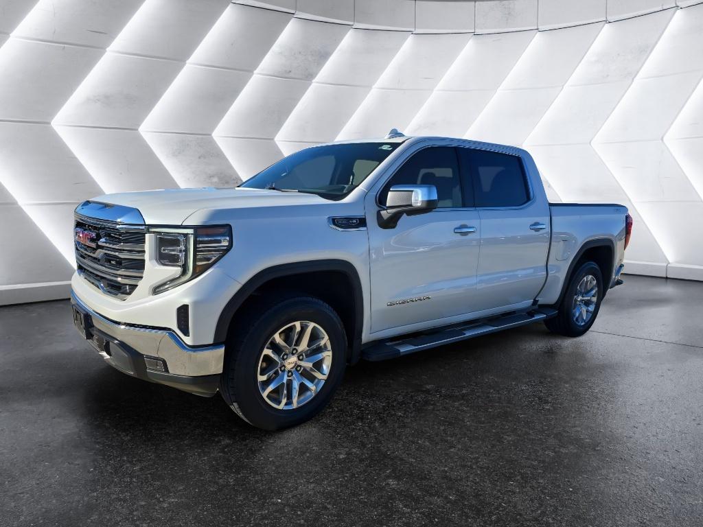 2022 GMC Sierra 1500 SLT Crew Cab 4WD
