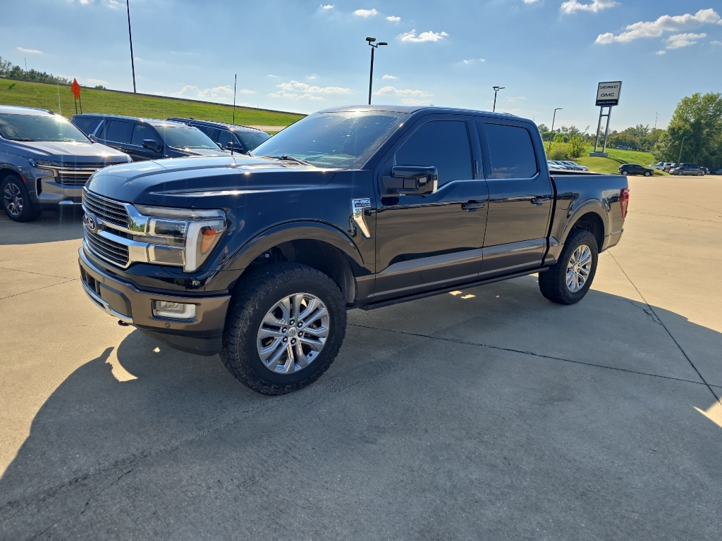 Agate Black Metallic 2025 Ford F-150 Pickup Truck Four-Wheel Drive Automatic