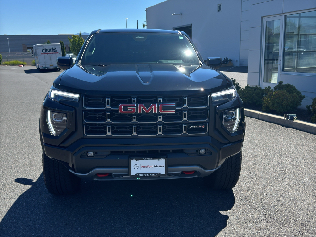 View vehicle photo 3