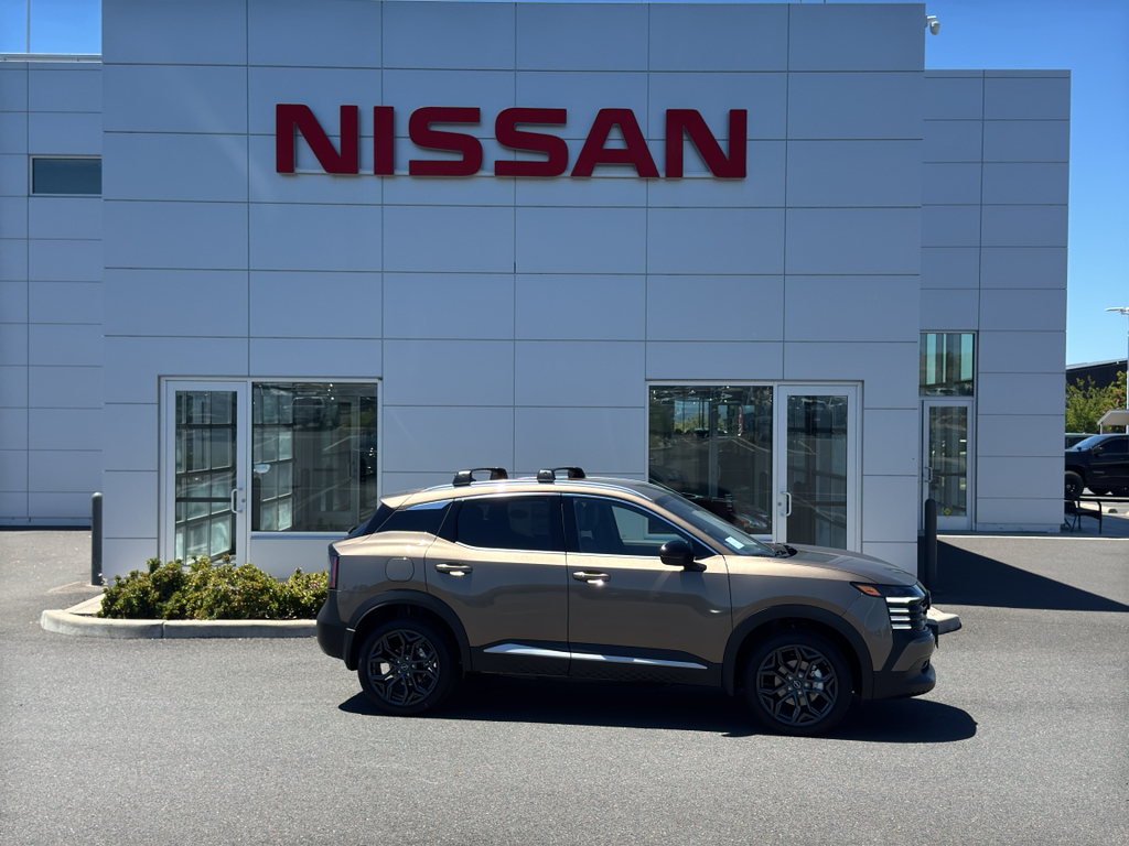 Brown (Canyon Bronze Metallic) 2026 Nissan Kicks SR AWD SUV / Crossover All-Wheel Drive Continuously Variable Transmission