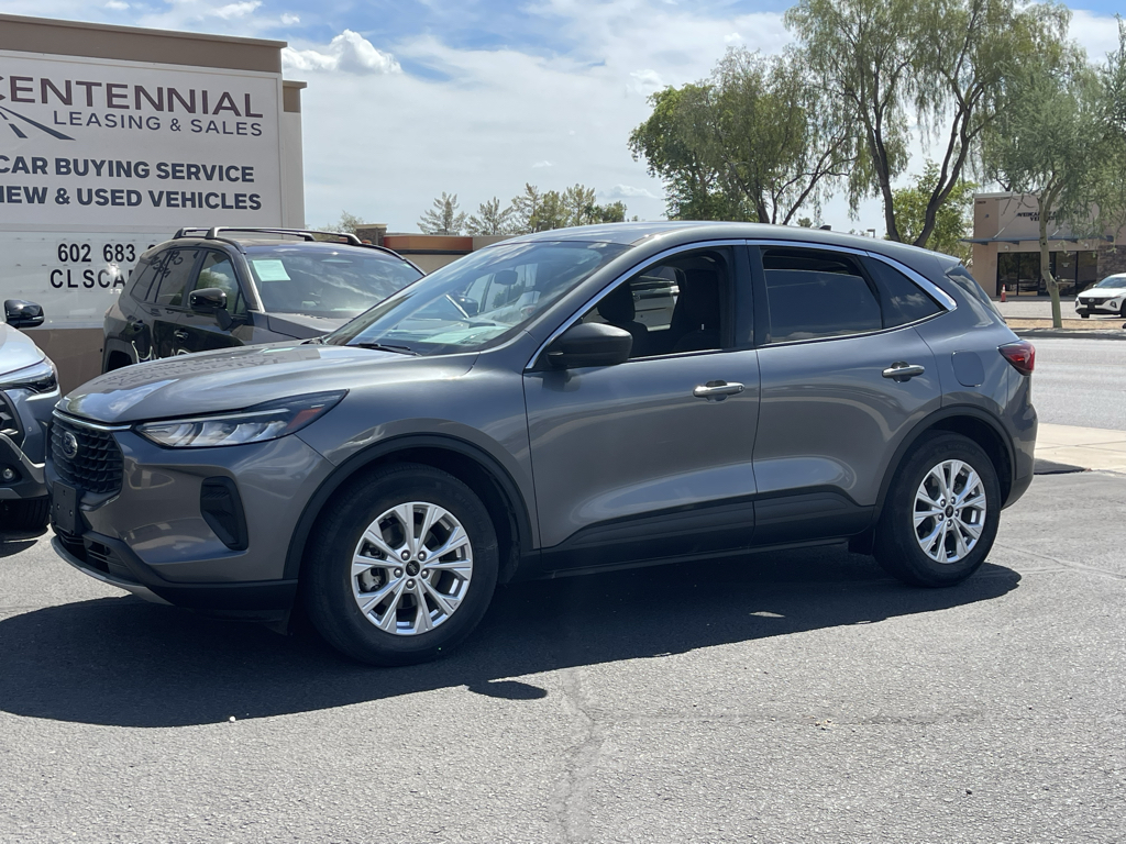 Carbonized Gray Metallic 2024 Ford Escape SUV / Crossover Front-Wheel Drive 8-Speed Automatic