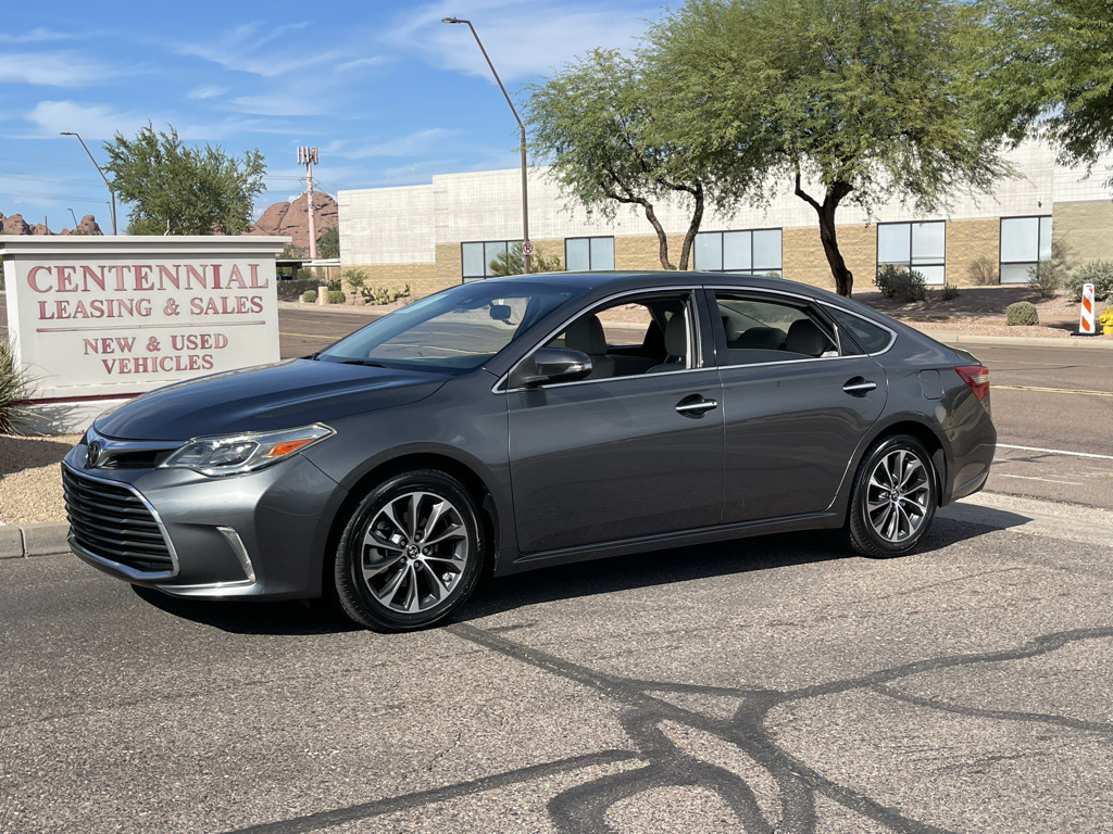 2017 Toyota Avalon XLE