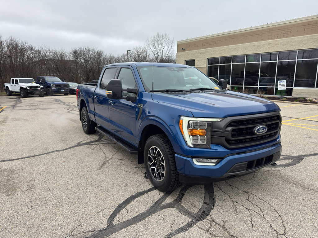 View vehicle photo 3