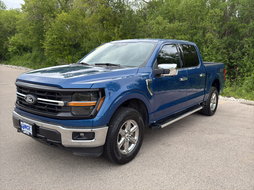 View vehicle photo 4