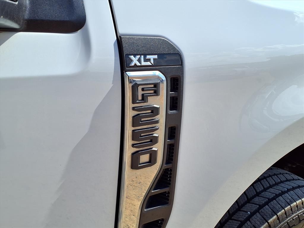 Used Car 2024 Ford F-250  Xlt For Sale Under $60,000 In Pleasanton, Texas