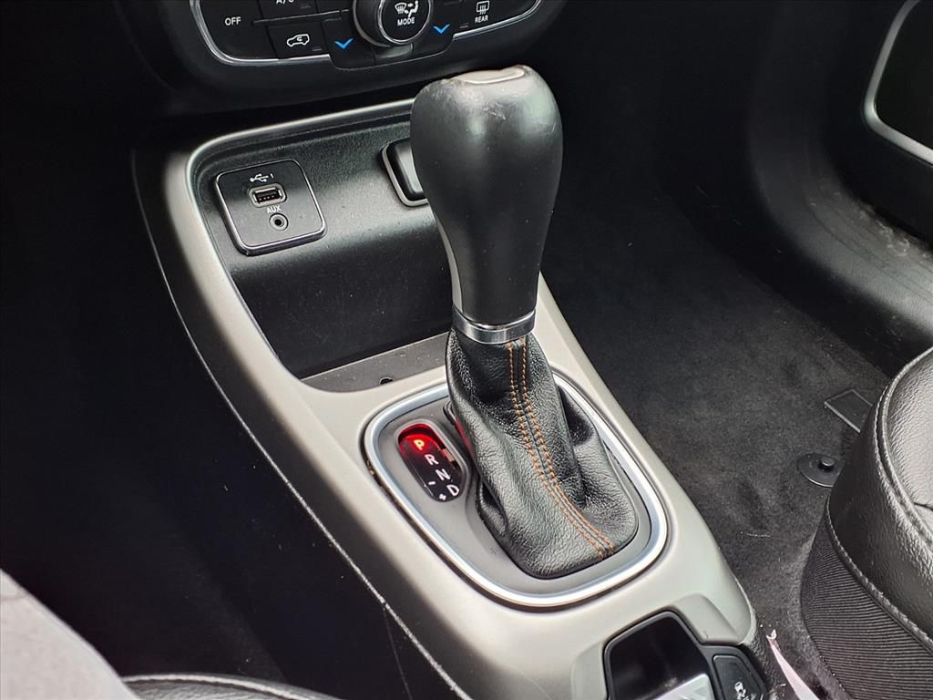 Used Car 2020 Jeep Compass  Latitude For Sale Under $20,000 In Pleasanton, Texas