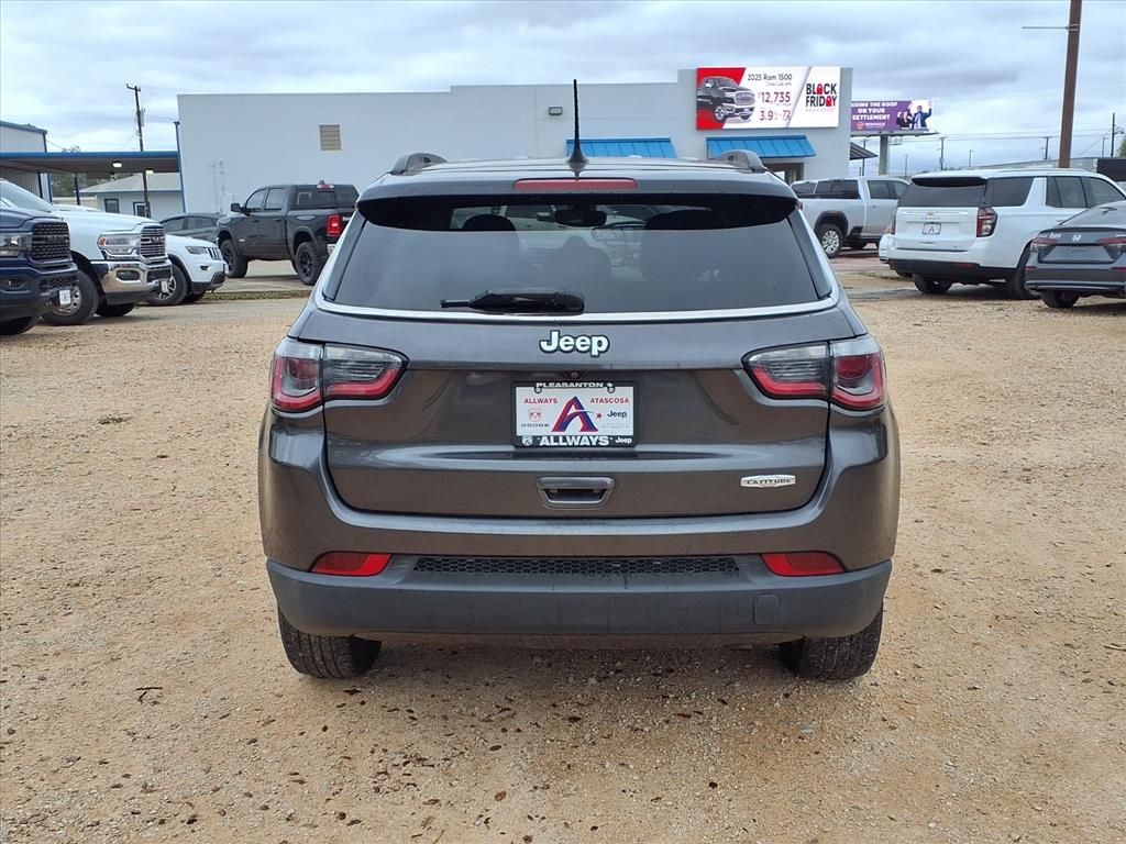 Used Car 2020 Jeep Compass  Latitude For Sale Under $20,000 In Pleasanton, Texas