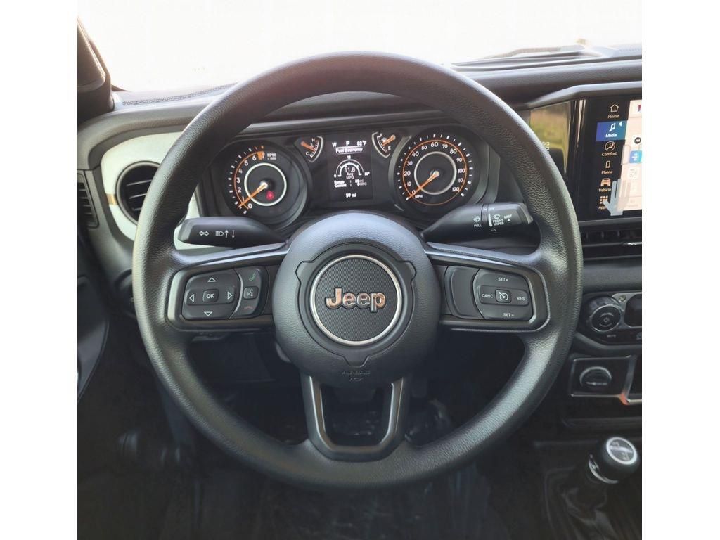 Used Car 2024 Jeep Gladiator  Sport For Sale Under $50,000 In Pleasanton, Texas