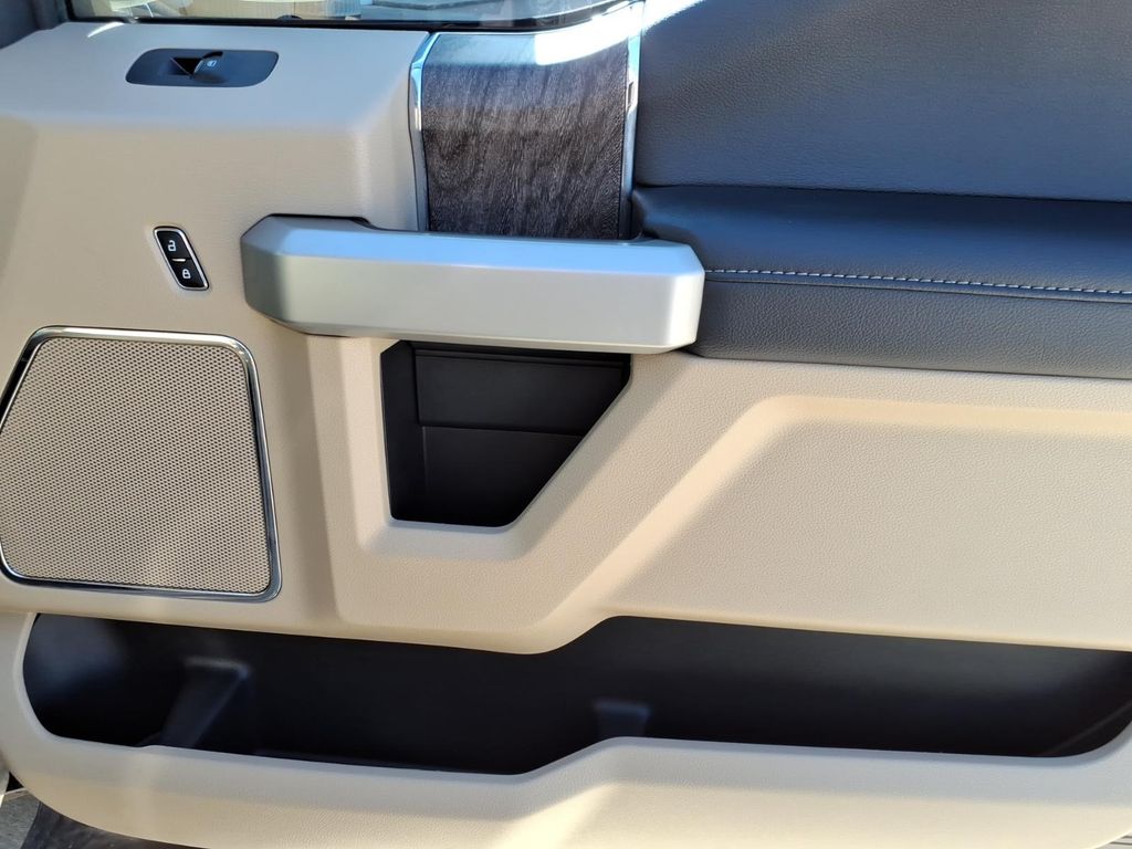 Used Car 2019 Ford F-250  Lariat For Sale Under $50,000 In Pleasanton, Texas