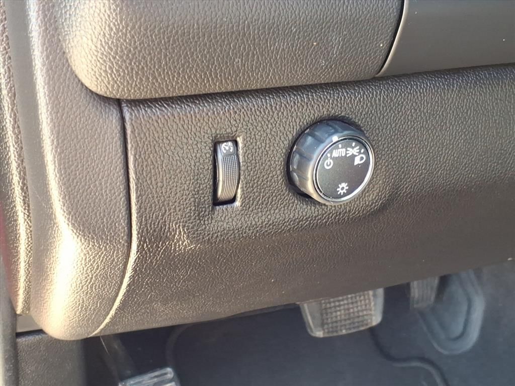 Used Car 2020 Chevrolet Colorado  2wd Lt For Sale Under $20,000 In Pleasanton, Texas