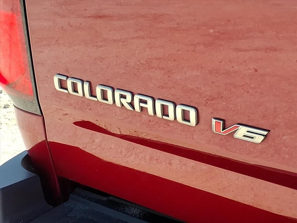 Used Car 2020 Chevrolet Colorado  2wd Lt For Sale Under $25,000 In Pleasanton, Texas