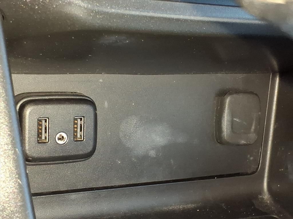 Used Car 2020 Chevrolet Colorado  2wd Lt For Sale Under $20,000 In Pleasanton, Texas