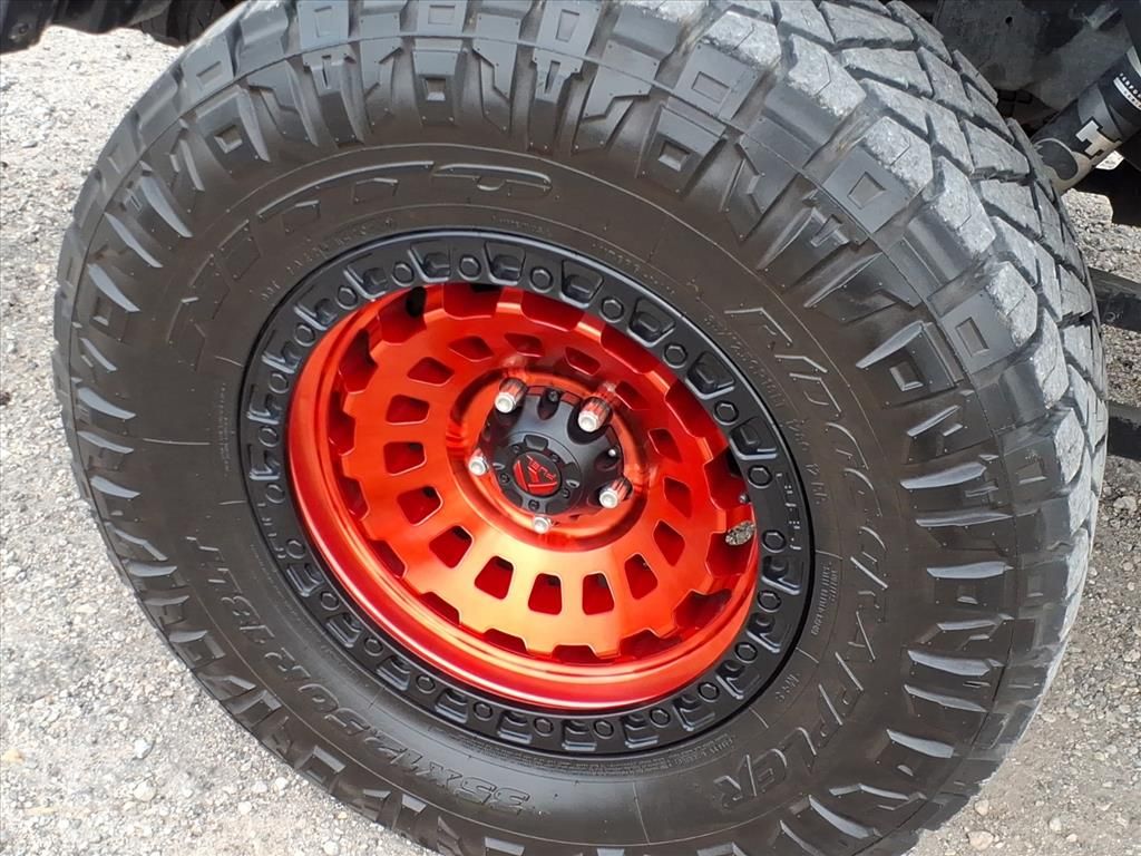 Used Car 2020 Jeep Gladiator  Overland For Sale Under $40,000 In Pleasanton, Texas