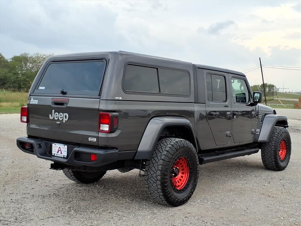 Used Car 2020 Jeep Gladiator  Overland For Sale Under $40,000 In Pleasanton, Texas