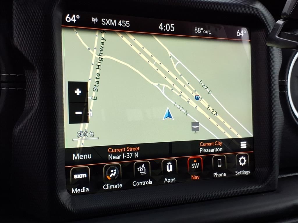 Used Car 2020 Jeep Gladiator  Overland For Sale Under $40,000 In Pleasanton, Texas