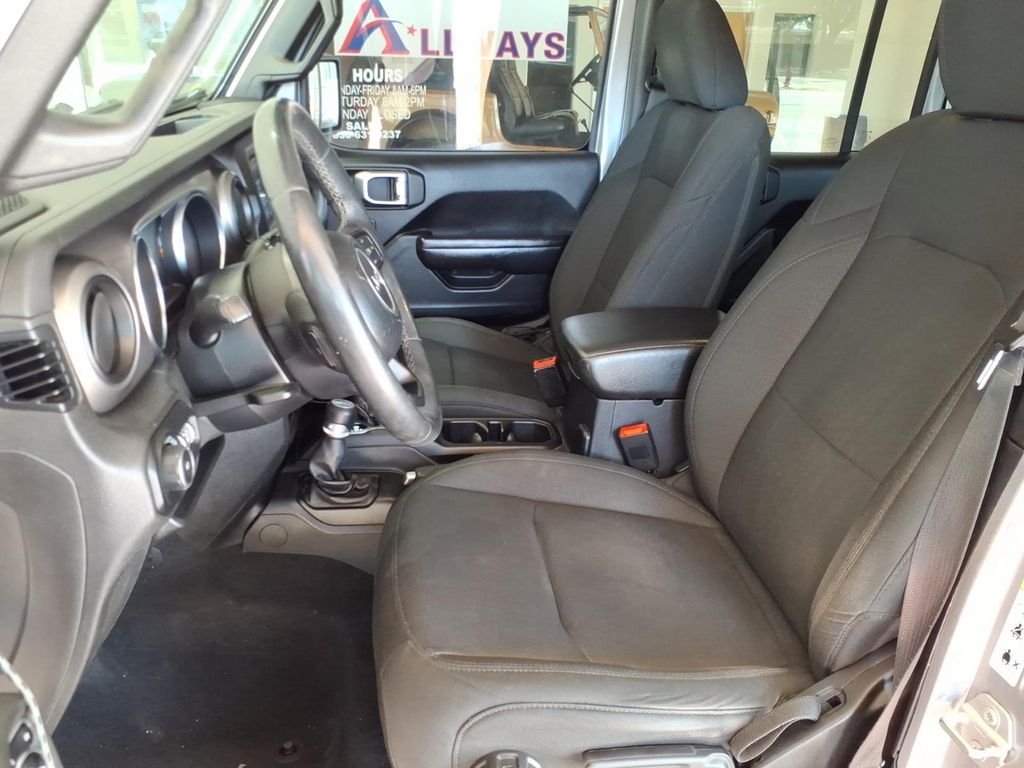 Used Car 2019 Jeep Wrangler  Sport S For Sale Under $40,000 In Pleasanton, Texas